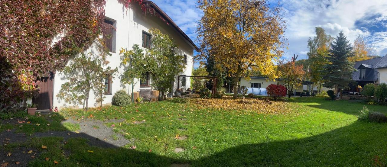 Pokoje V Chalupe Pod Milesovkou Velemin Esterno foto